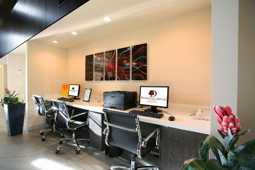 DoubleTree By Hilton Suites Tucson Airport image 1