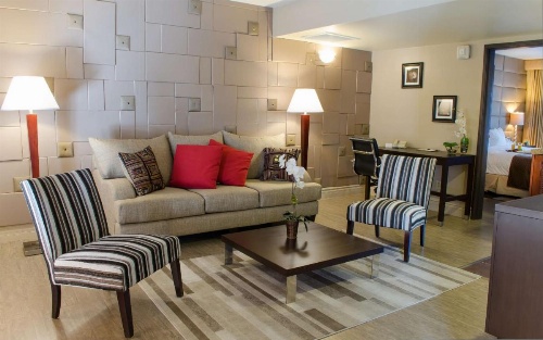 DoubleTree By Hilton Suites Tucson Airport image 16