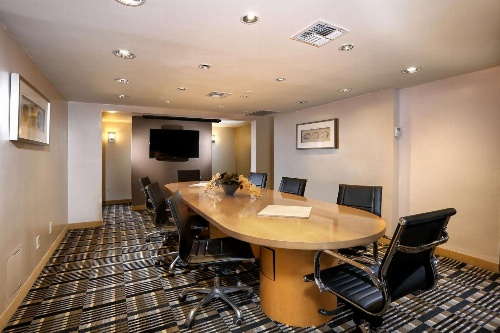 DoubleTree By Hilton Suites Tucson Airport image 2